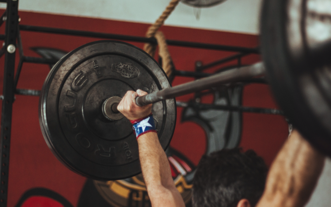 Quick fix to improving your overhead press or overhead squat